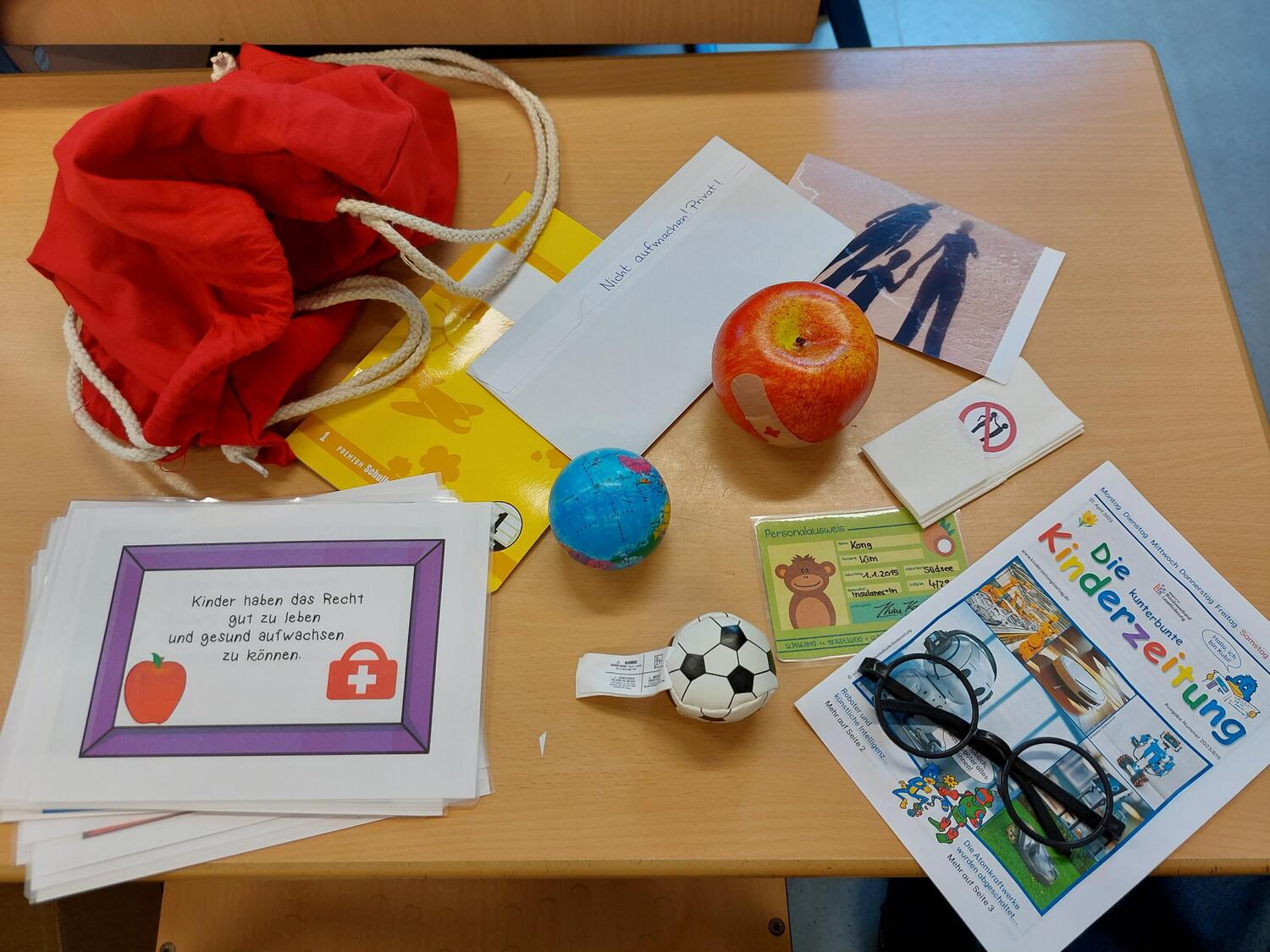 Einführung mit dem Kinderrechte-Beutel